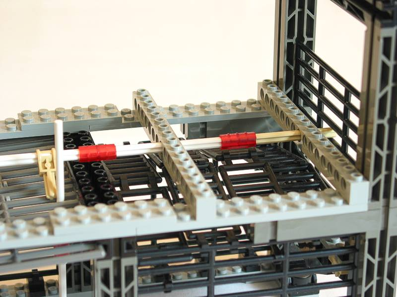 Illustration for article titled LEGO Mousetrap Makes Mice Hate Danish Cheese